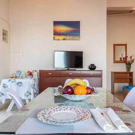 Seaside Sunset Studio - Perfect Location