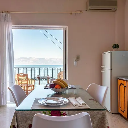 Seaside Sunset Studio - Perfect Location